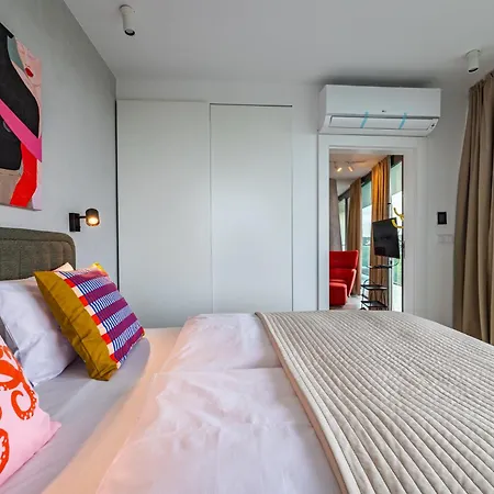 Waves - Visitopl Apartament *